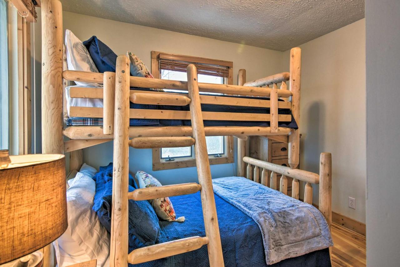Cabin With Hot Tub And Mountain Views Less Than 5 Mi To Boone 블로잉 롹 외부 사진