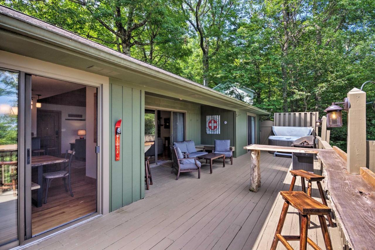 Cabin With Hot Tub And Mountain Views Less Than 5 Mi To Boone 블로잉 롹 외부 사진